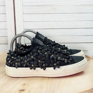 Converse Pat Bo Classic OX 3D Laser Cut Flowers Low Top Sneakers Black 6.5‎
